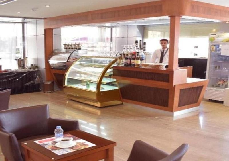 Ozone Hotel Джеда Екстериор снимка