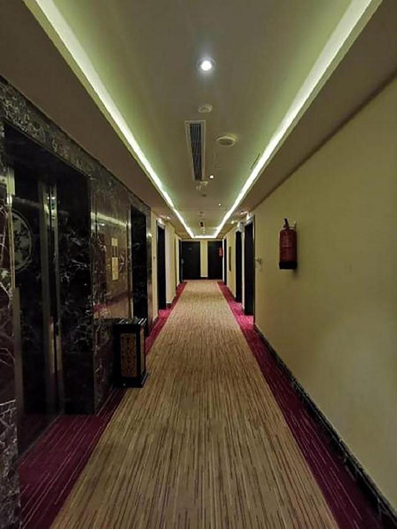 Ozone Hotel Джеда Екстериор снимка